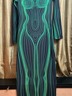 Long Sleeve Navy Dress with Emerald Contour Pattern